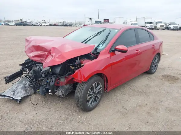 3KPF24AD4RE712643 2024 KIA FORTE - Image 2