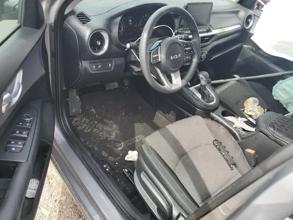 3KPF24AD4RE713307 2024 KIA FORTE - Image 8