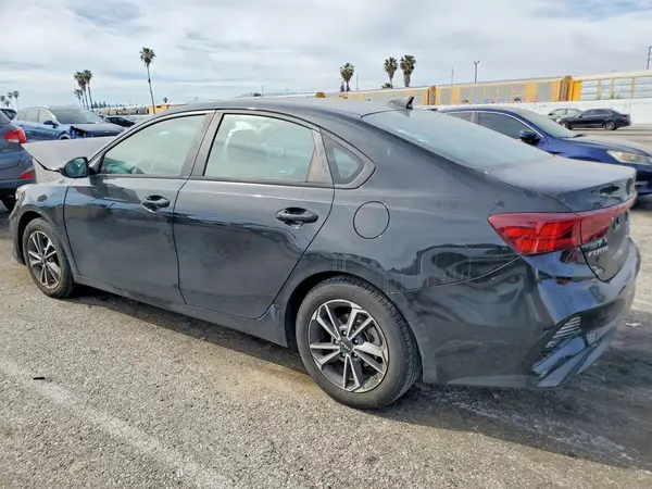 3KPF24AD4RE713663 2024 KIA FORTE - Image 2