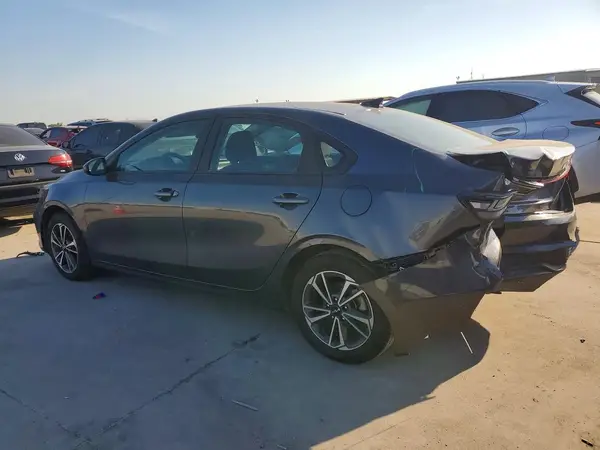 3KPF24AD4RE713761 2024 KIA FORTE - Image 2