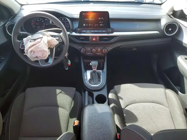 3KPF24AD4RE713856 2024 KIA FORTE - Image 8