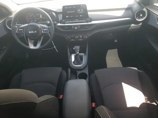3KPF24AD4RE714912 2024 KIA FORTE - Image 8