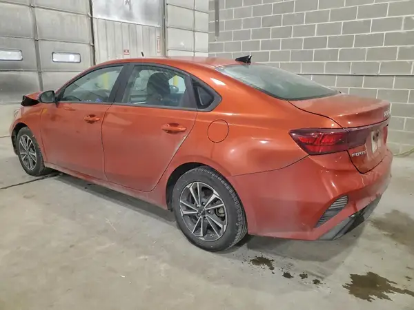 3KPF24AD4RE720113 2024 KIA FORTE - Image 2