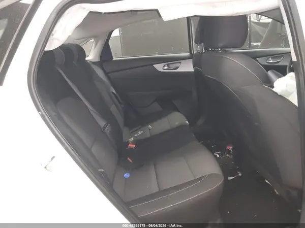 3KPF24AD4RE721021 2024 KIA FORTE - Image 8