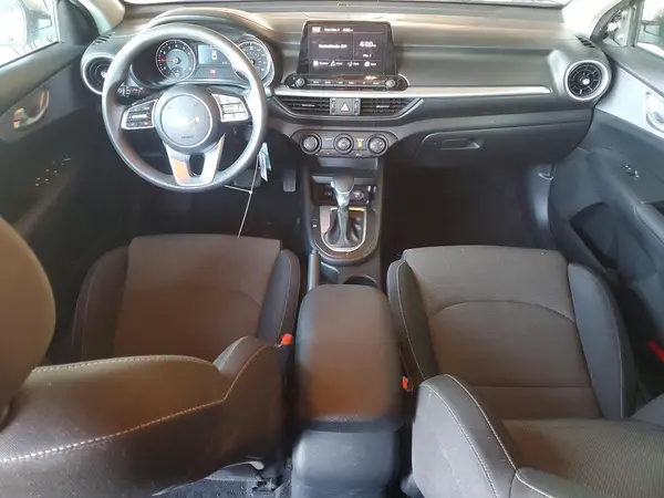 3KPF24AD4RE723352 2024 KIA FORTE - Image 8