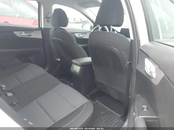 3KPF24AD4RE723531 2024 KIA FORTE - Image 8