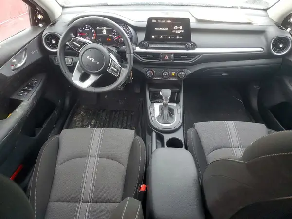 3KPF24AD4RE724209 2024 KIA FORTE - Image 8