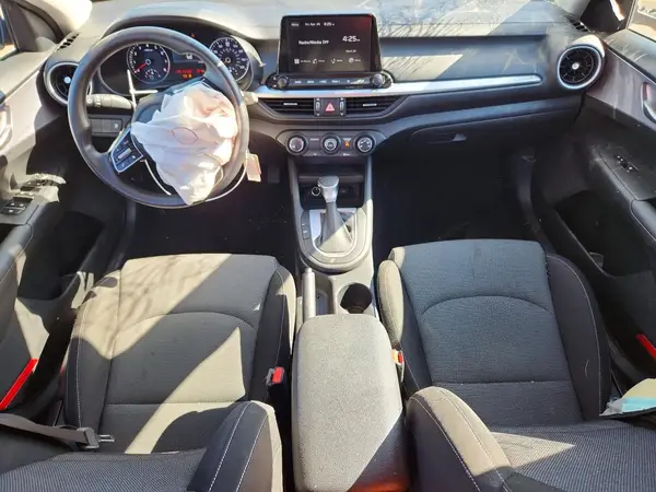 3KPF24AD4RE727238 2024 KIA FORTE - Image 8