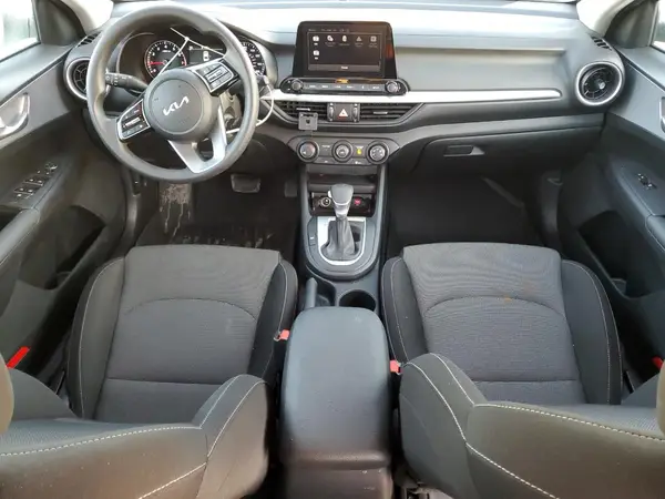 3KPF24AD4RE727479 2024 KIA FORTE - Image 8