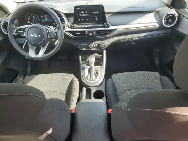 3KPF24AD4RE727806 2024 KIA FORTE - Image 8