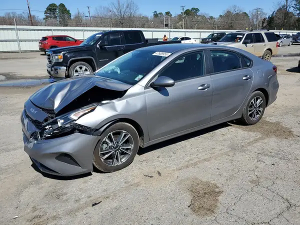 3KPF24AD4RE730138 2024 KIA FORTE - Image 1