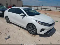 3KPF24AD4RE733024 2024 KIA FORTE