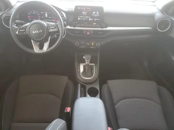 3KPF24AD4RE734304 2024 KIA FORTE - Image 8