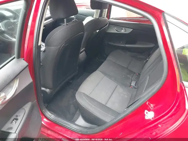 3KPF24AD4RE734805 2024 KIA FORTE - Image 8