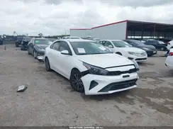 3KPF24AD4RE737543 2024 KIA FORTE