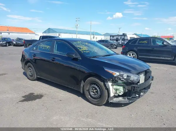3KPF24AD4RE738899 2024 KIA FORTE - Image 1