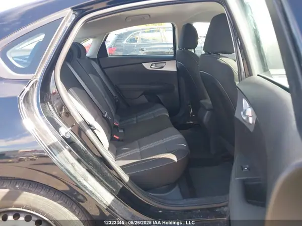 3KPF24AD4RE738899 2024 KIA FORTE - Image 8