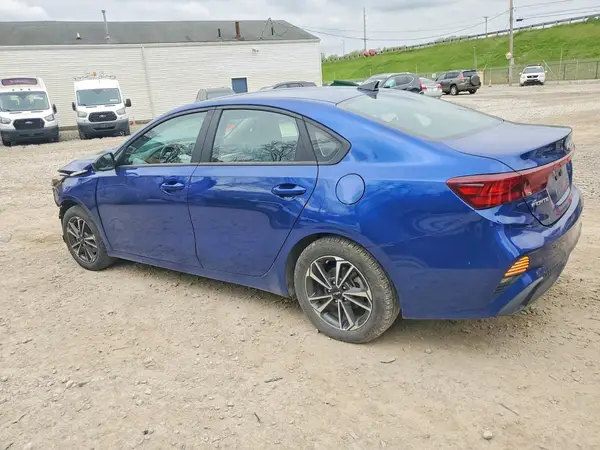 3KPF24AD4RE740930 2024 KIA FORTE - Image 2