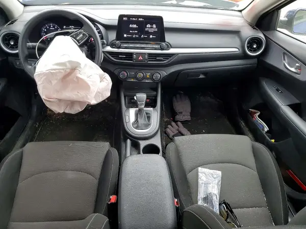 3KPF24AD4RE740930 2024 KIA FORTE - Image 8
