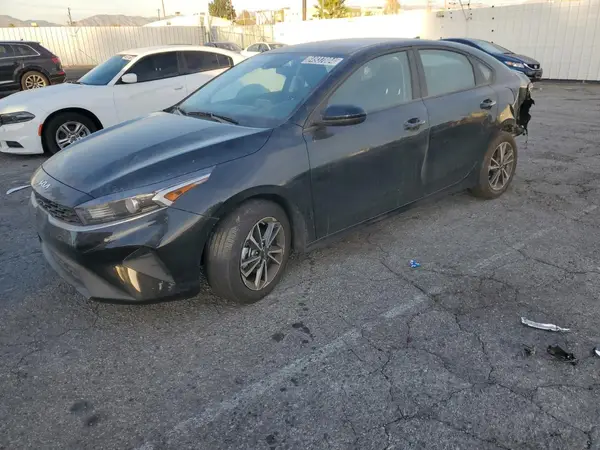 3KPF24AD4RE741933 2024 KIA FORTE - Image 1