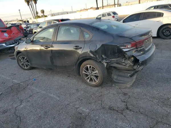 3KPF24AD4RE741933 2024 KIA FORTE - Image 2