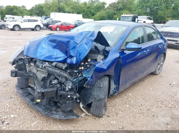 3KPF24AD4RE743214 2024 KIA FORTE - Image 2