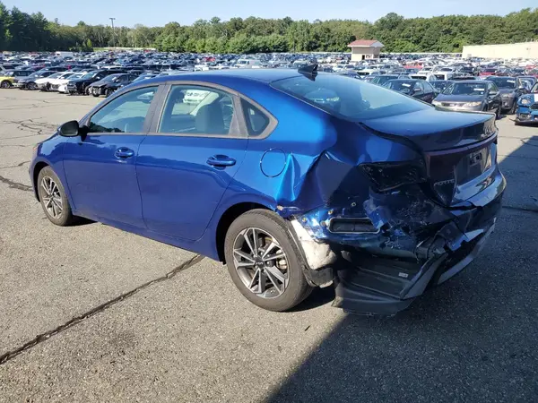 3KPF24AD4RE746307 2024 KIA FORTE - Image 2