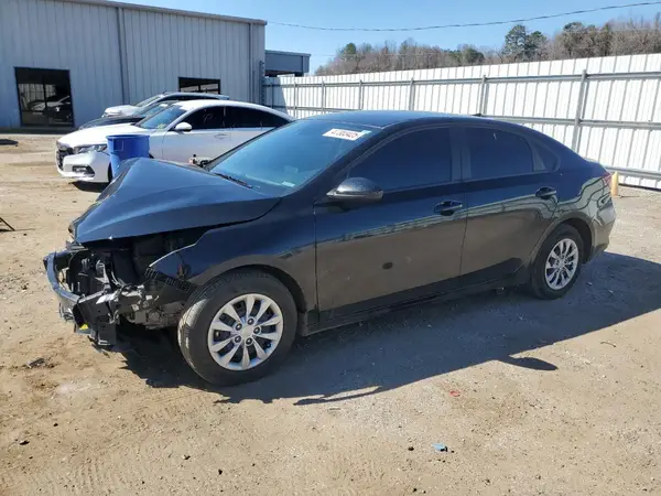 3KPF24AD4RE749515 2024 KIA FORTE - Image 1