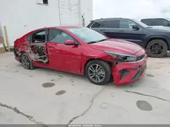 3KPF24AD4RE752561 2024 KIA FORTE