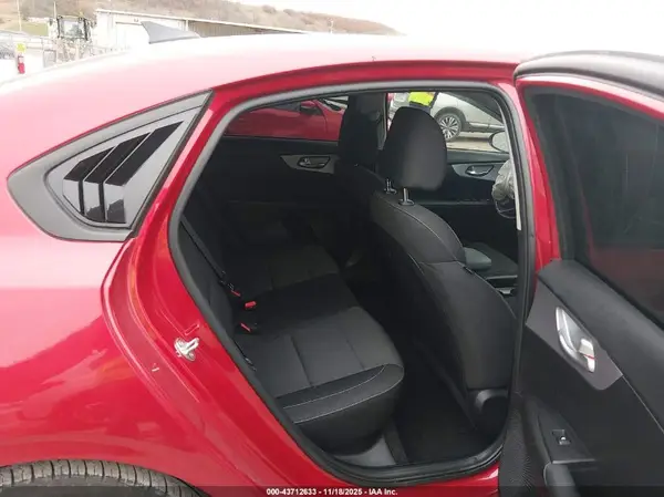 3KPF24AD4RE753354 2024 KIA FORTE - Image 8