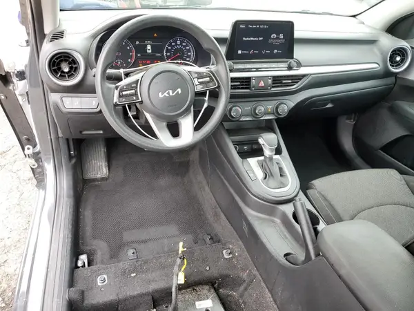 3KPF24AD4RE755170 2024 KIA FORTE - Image 8