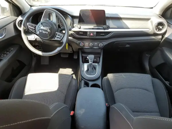 3KPF24AD4RE757811 2024 KIA FORTE - Image 8