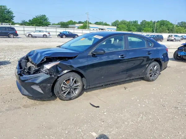 3KPF24AD4RE759106 2024 KIA FORTE - Image 1