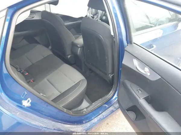 3KPF24AD4RE759266 2024 KIA FORTE - Image 8