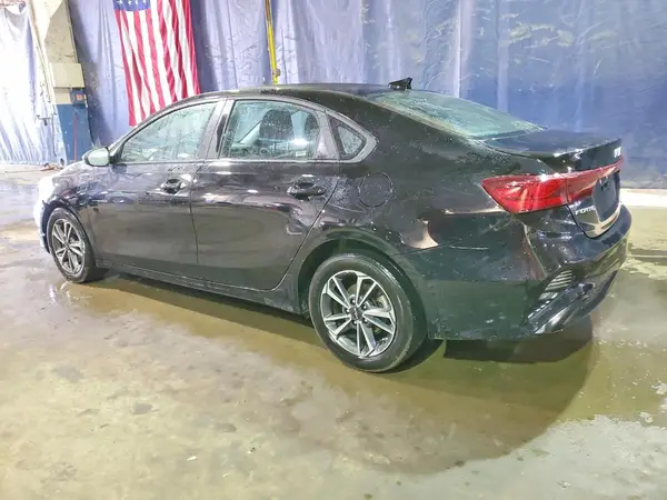 3KPF24AD4RE764189 2024 KIA FORTE - Image 2