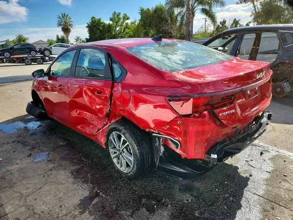 3KPF24AD4RE764693 2024 KIA FORTE - Image 2