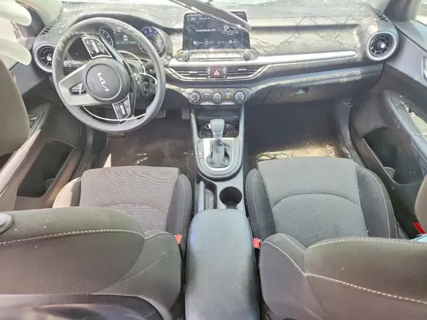 3KPF24AD4RE764984 2024 KIA FORTE - Image 8