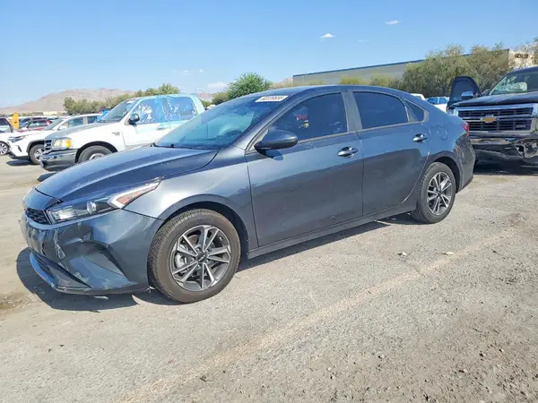 3KPF24AD4RE767190 2024 KIA FORTE - Image 1