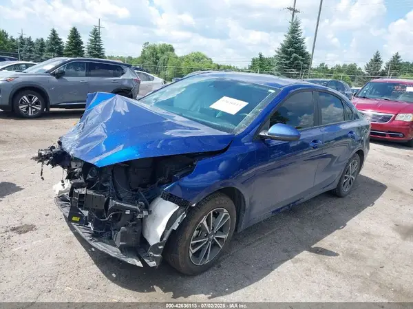 3KPF24AD4RE768257 2024 KIA FORTE - Image 2