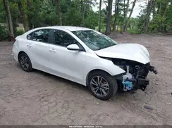 3KPF24AD4RE768453 2024 KIA FORTE