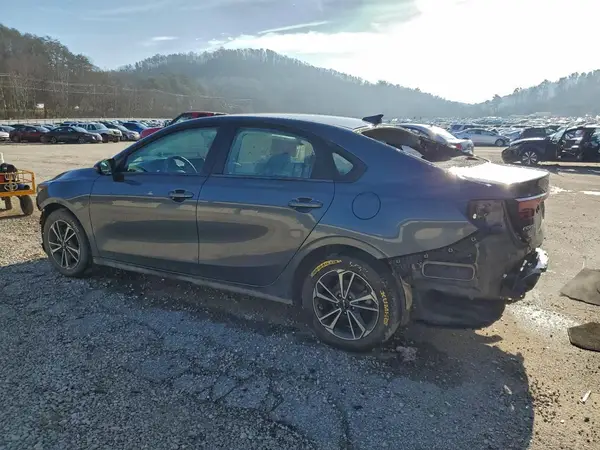 3KPF24AD4RE773748 2024 KIA FORTE - Image 2