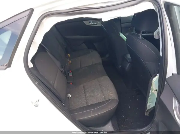 3KPF24AD4RE774589 2024 KIA FORTE - Image 8