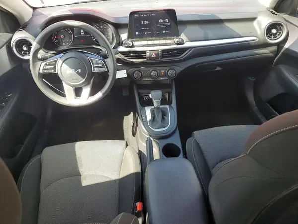 3KPF24AD4RE775788 2024 KIA FORTE - Image 8
