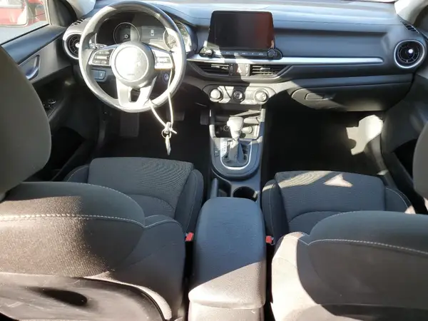 3KPF24AD4RE777850 2024 KIA FORTE - Image 8