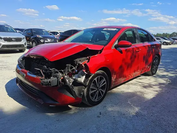 3KPF24AD4RE778173 2024 KIA FORTE - Image 1