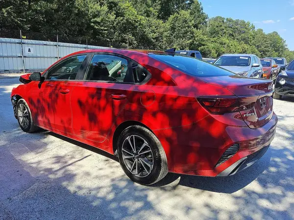 3KPF24AD4RE778173 2024 KIA FORTE - Image 2