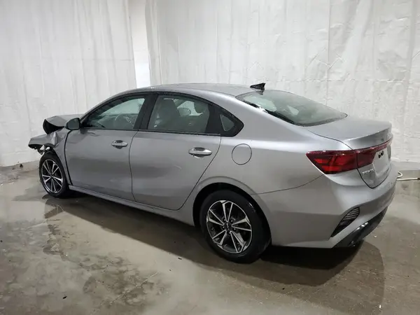 3KPF24AD4RE779081 2024 KIA FORTE - Image 2