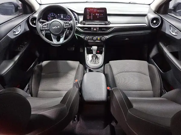 3KPF24AD4RE780991 2024 KIA FORTE - Image 8