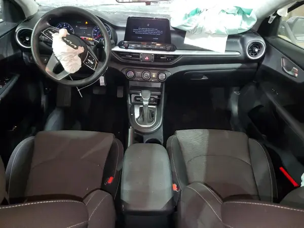 3KPF24AD4RE782403 2024 KIA FORTE - Image 8