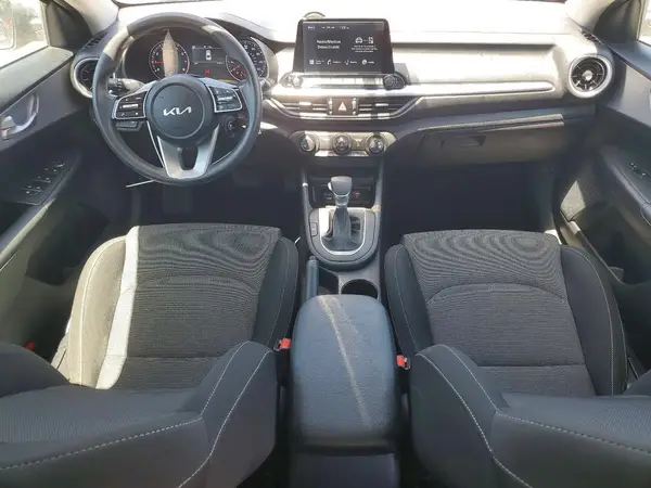 3KPF24AD4RE787407 2024 KIA FORTE - Image 8